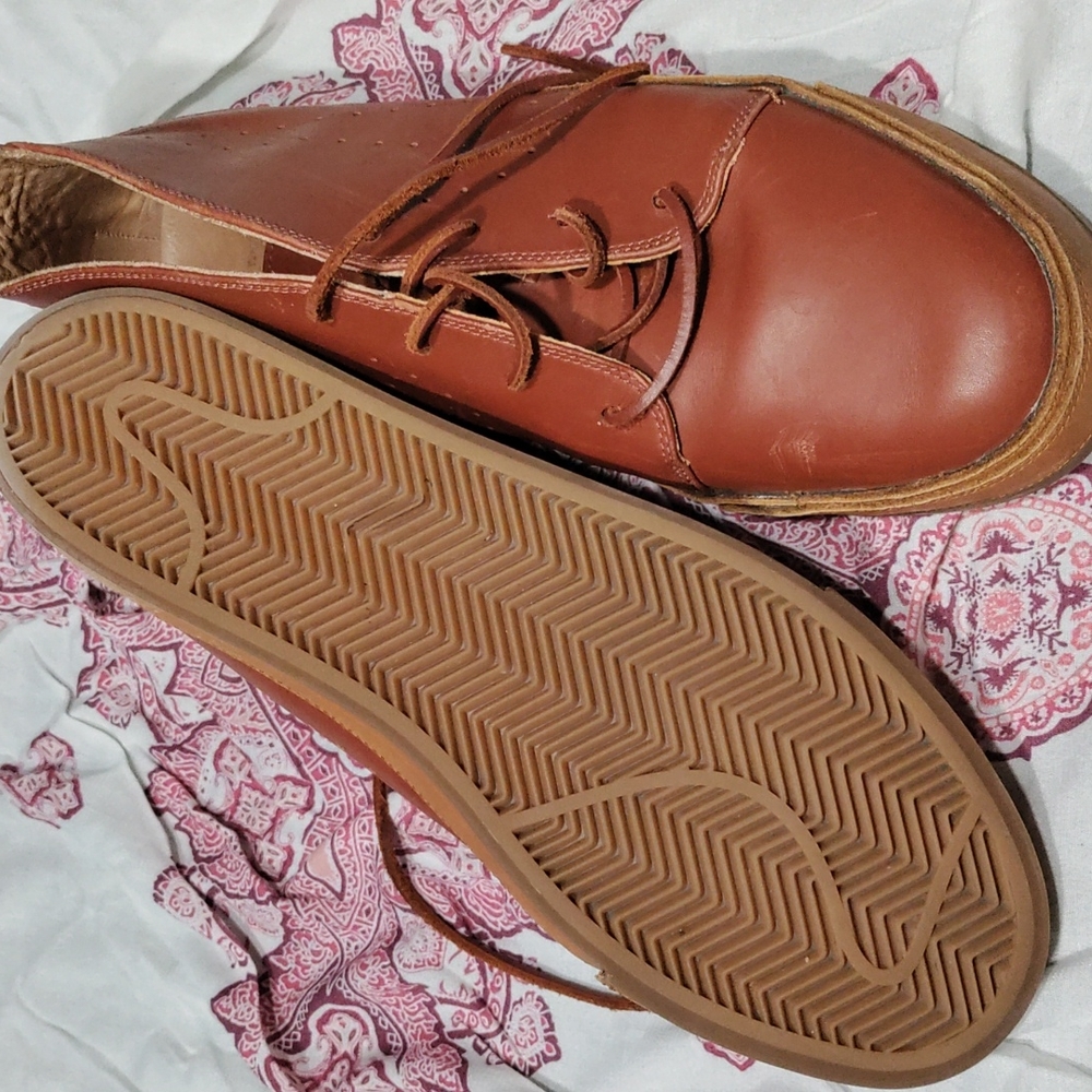 Nike Toki - Picture 10 of 13